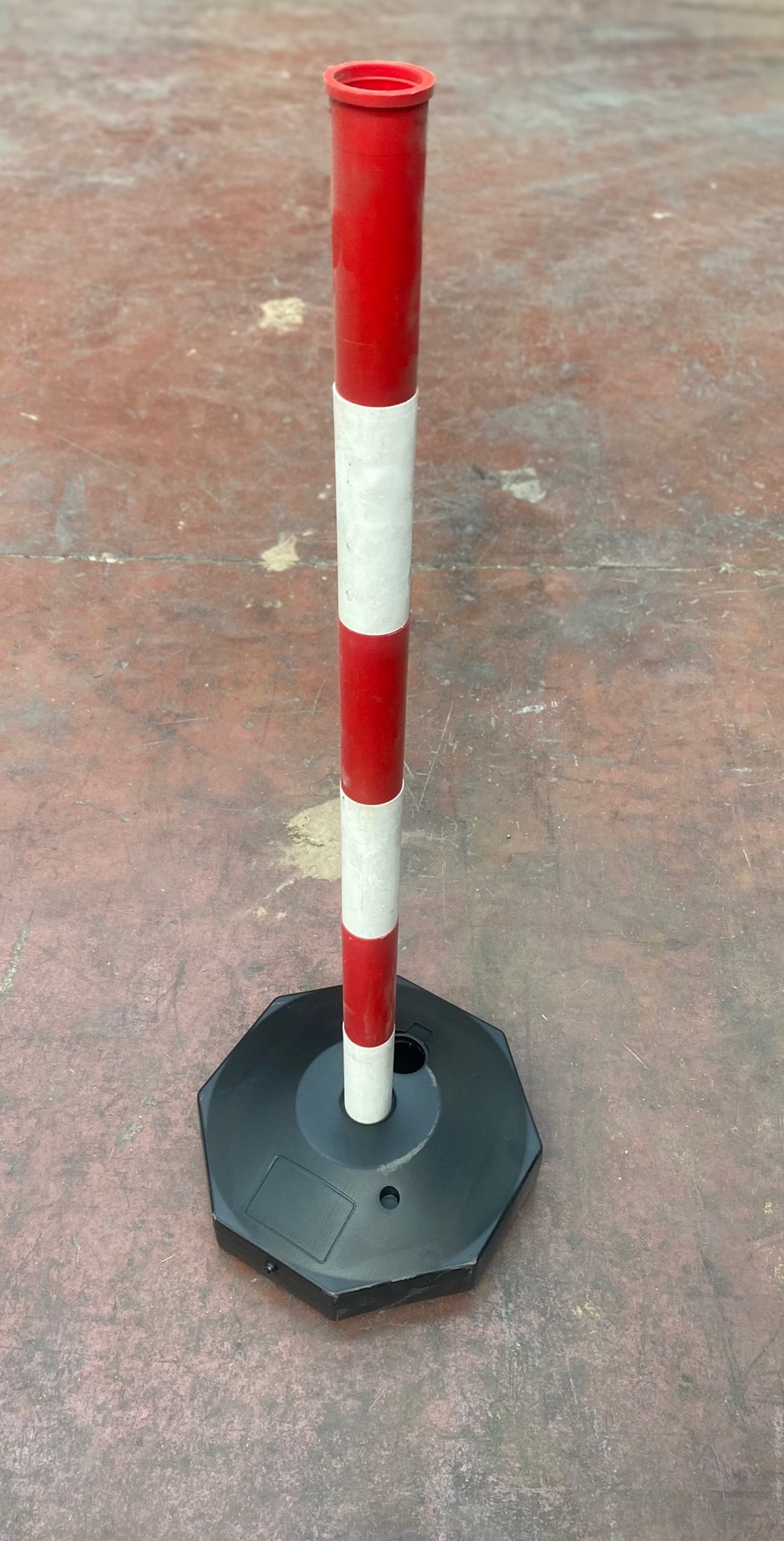 PALETTO IN PVC CON BASE APPOGGIO