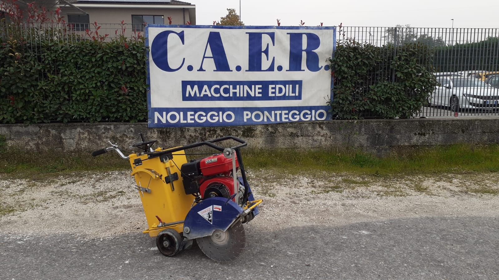 Tagliagiunti per cemento ed asfalto